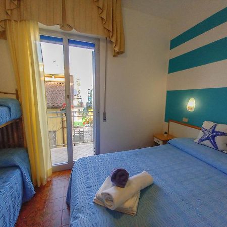 Petlyapartments Белларія-Іджеа-Марина Екстер'єр фото