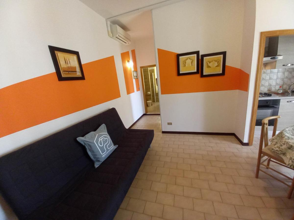 Petlyapartments Белларія-Іджеа-Марина Екстер'єр фото
